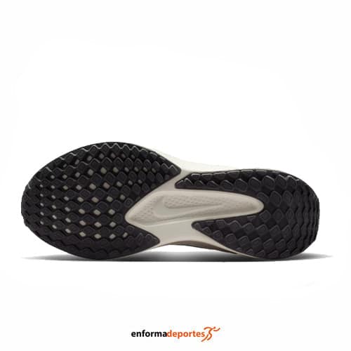 Zapatilla mujer Nike Quest 6 | WHITE/WHITE-SAIL-CHALK - Imagen 4